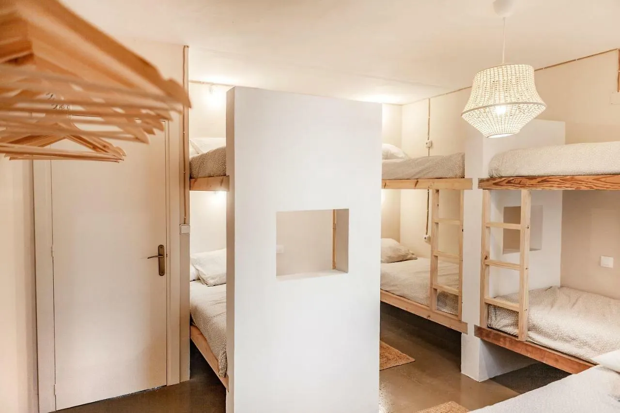 Wild House Tarifa Hostel