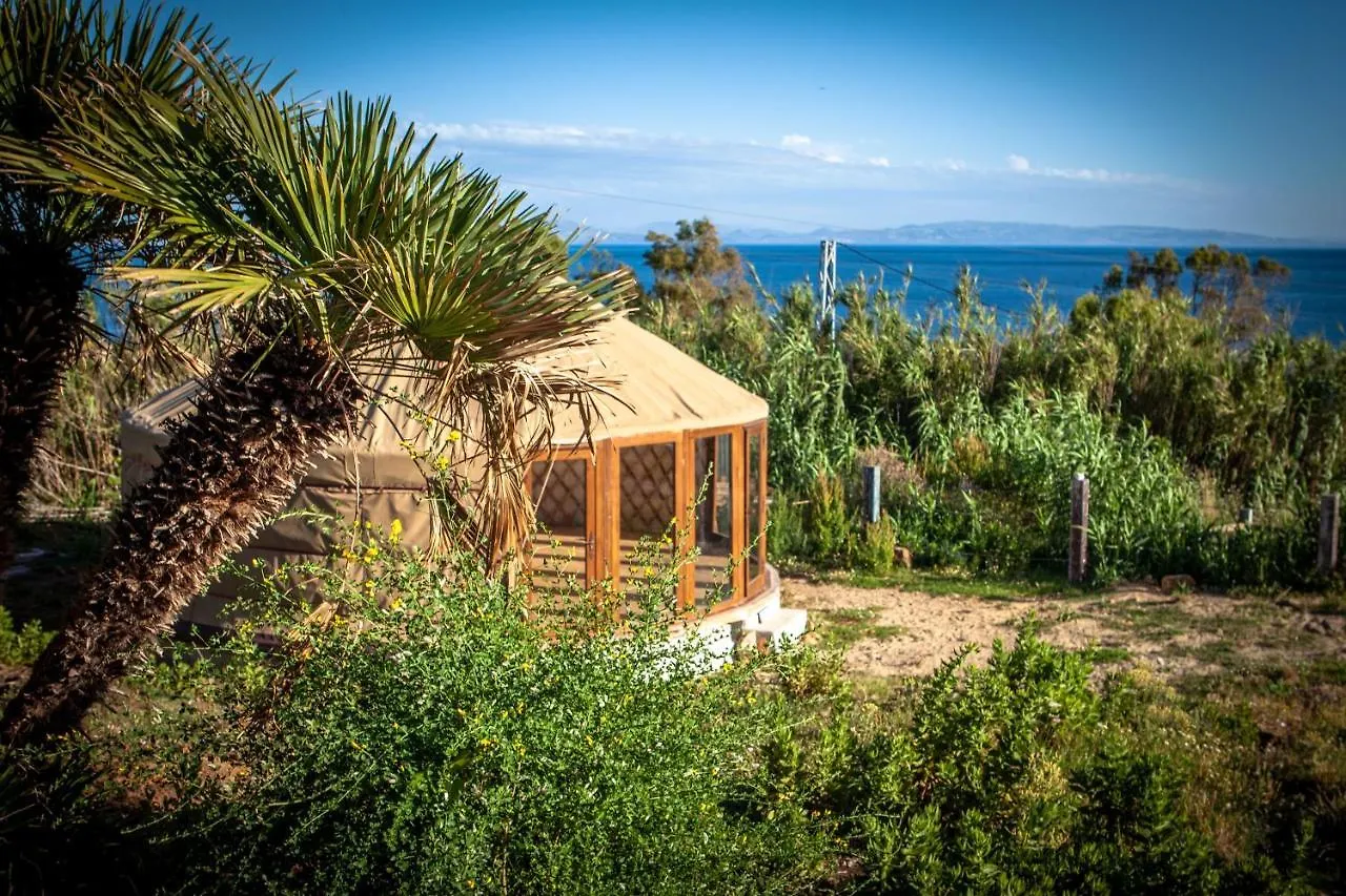 Wild House Tarifa Hostel